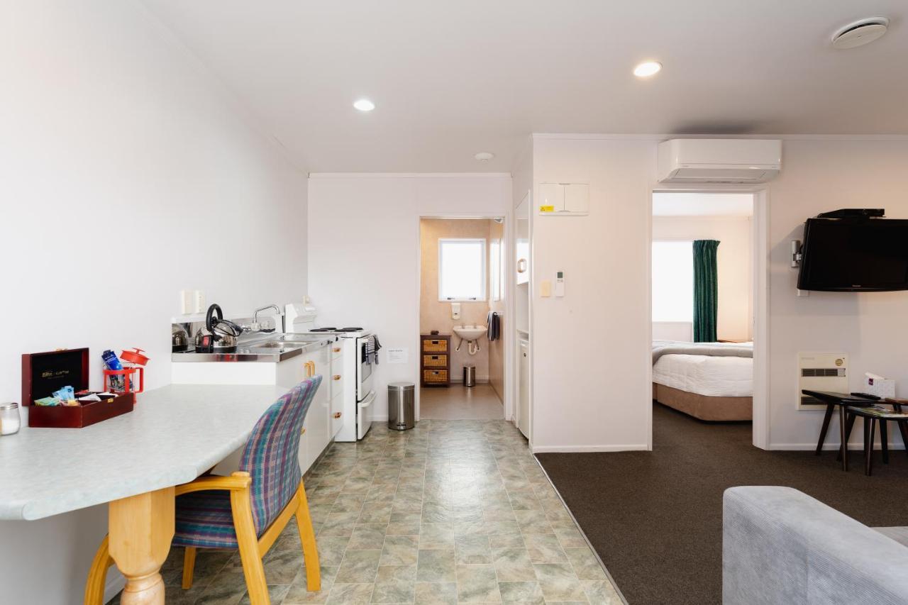 Highway Lodge Motel Балклута Экстерьер фото